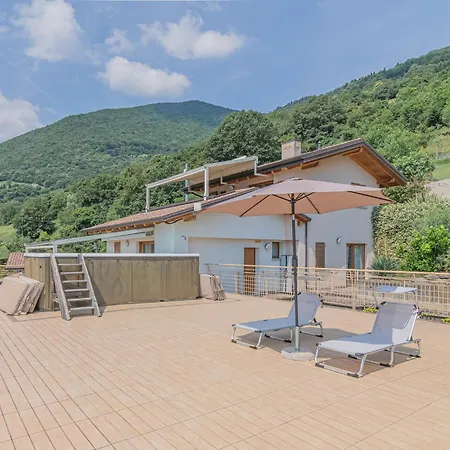 Hébergement de vacances Enjoyiseolake - Blooming Lakefront *